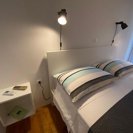 Studio Apartment And Rooms Adria โวดีเซ ภายนอก รูปภาพ
