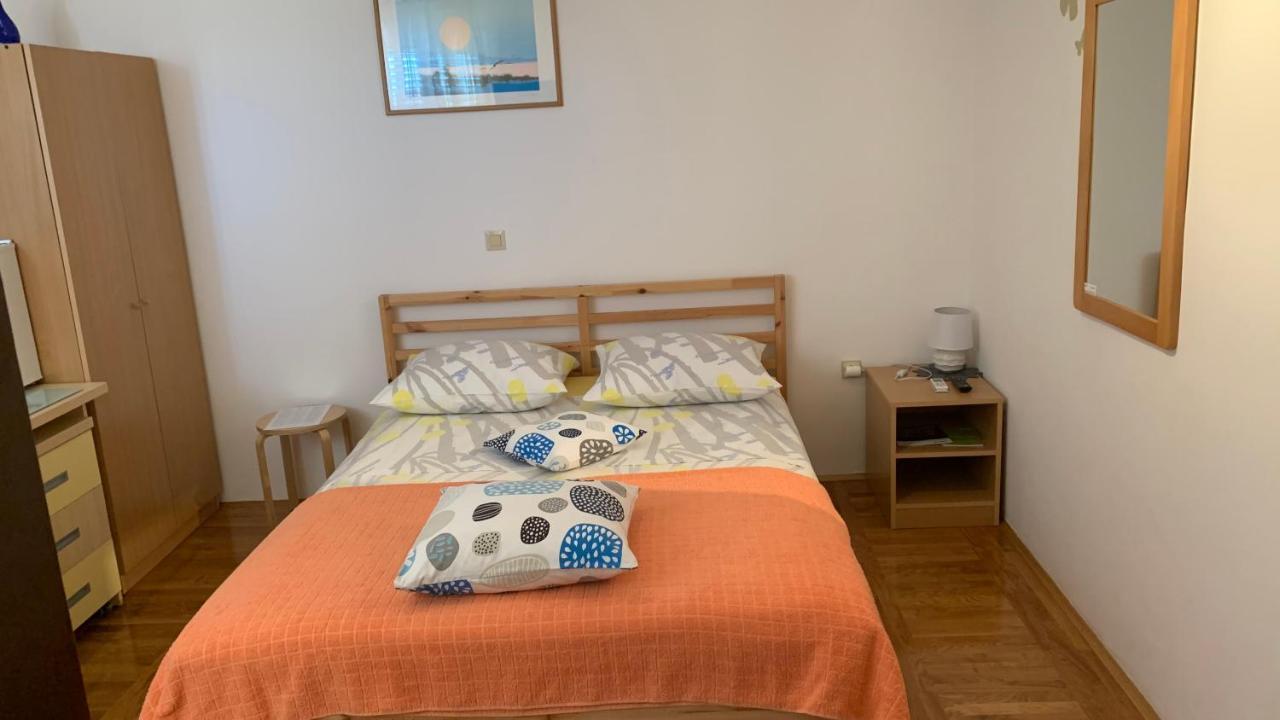 Studio Apartment And Rooms Adria โวดีเซ ภายนอก รูปภาพ