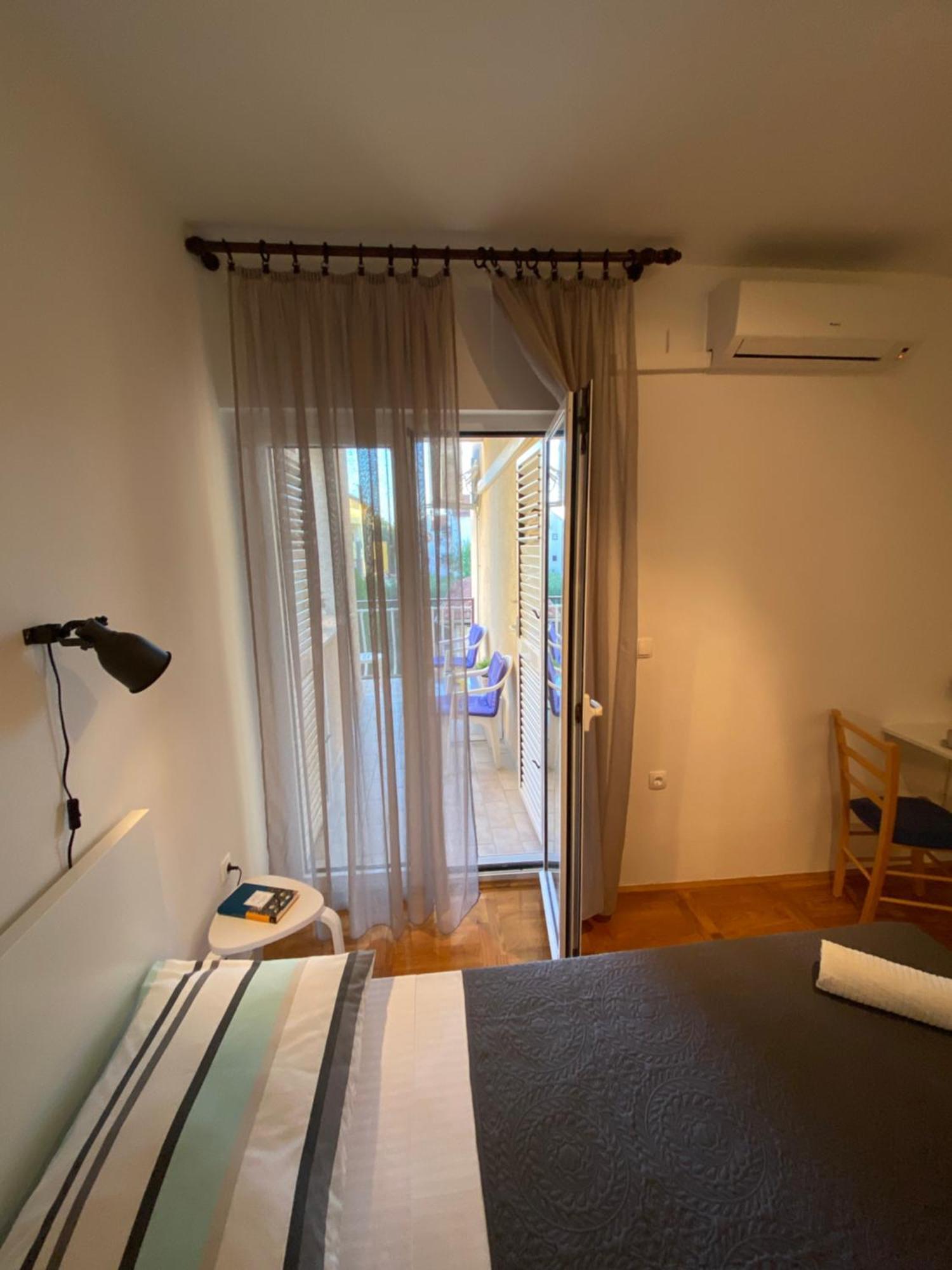 Studio Apartment And Rooms Adria โวดีเซ ภายนอก รูปภาพ
