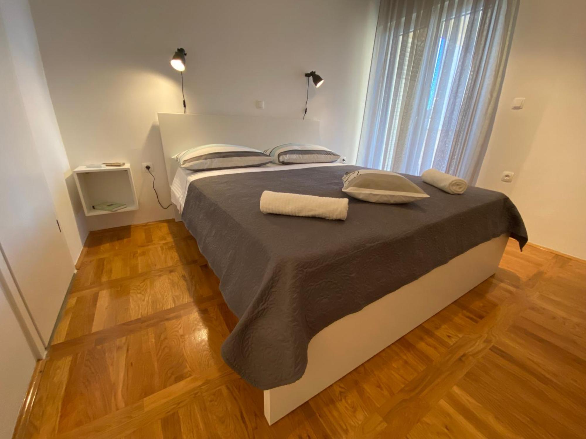 Studio Apartment And Rooms Adria โวดีเซ ภายนอก รูปภาพ