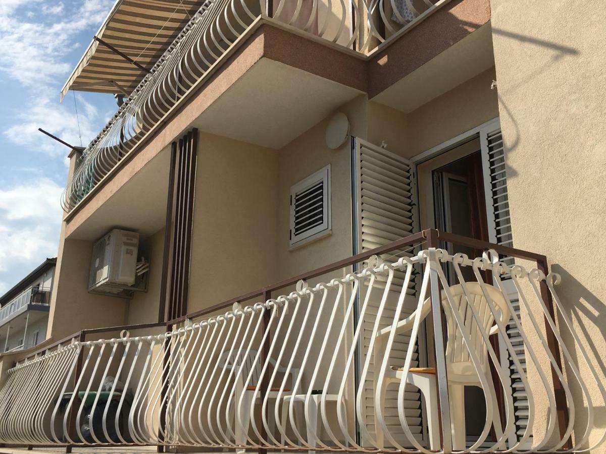 Studio Apartment And Rooms Adria โวดีเซ ภายนอก รูปภาพ