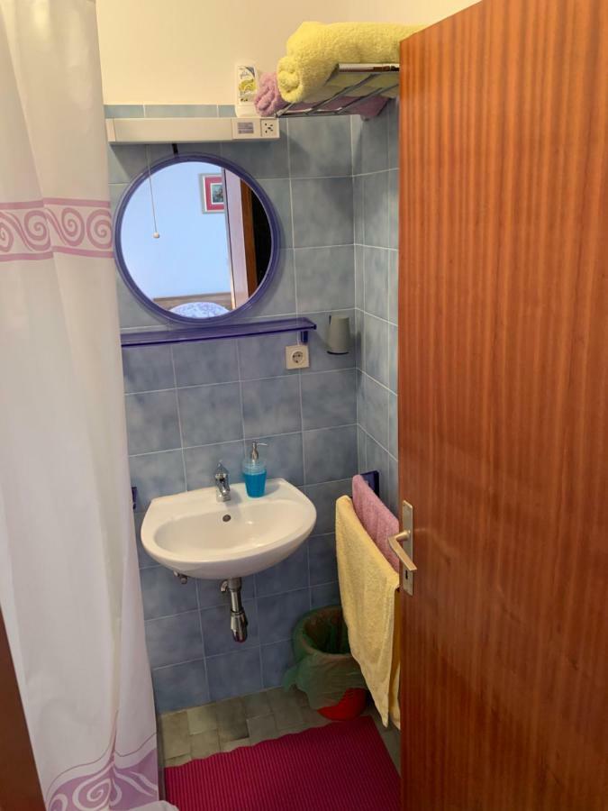 Studio Apartment And Rooms Adria โวดีเซ ภายนอก รูปภาพ